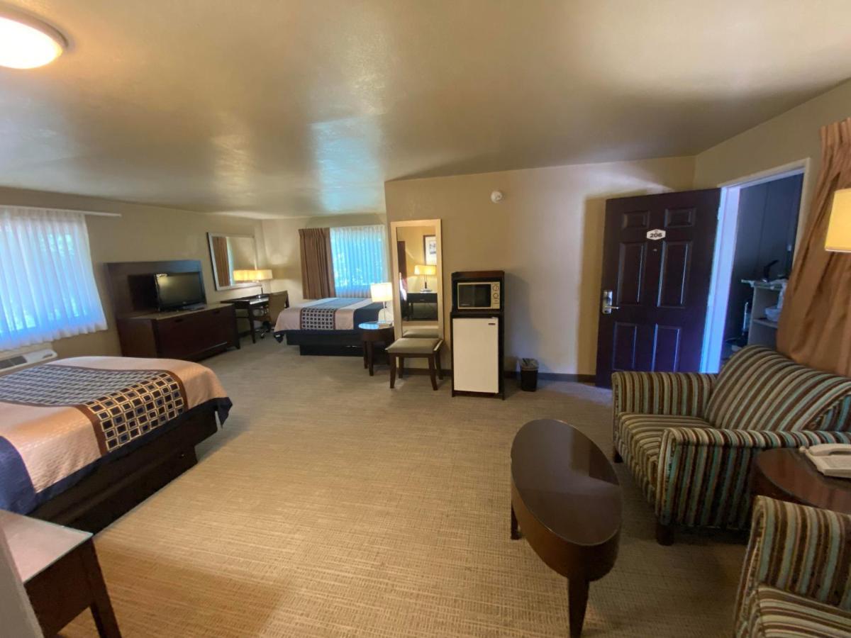 Vino Inn & Suites Atascadero Εξωτερικό φωτογραφία