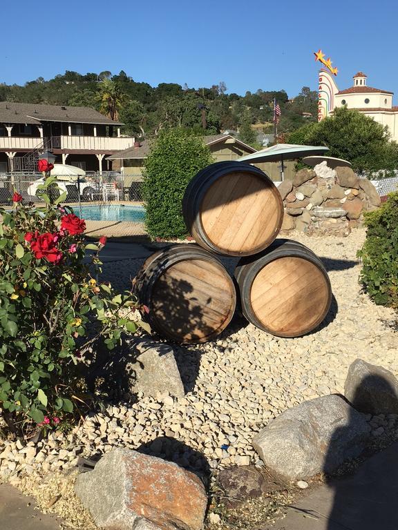Vino Inn & Suites Atascadero Εξωτερικό φωτογραφία