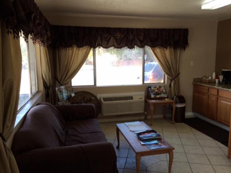 Vino Inn & Suites Atascadero Εξωτερικό φωτογραφία