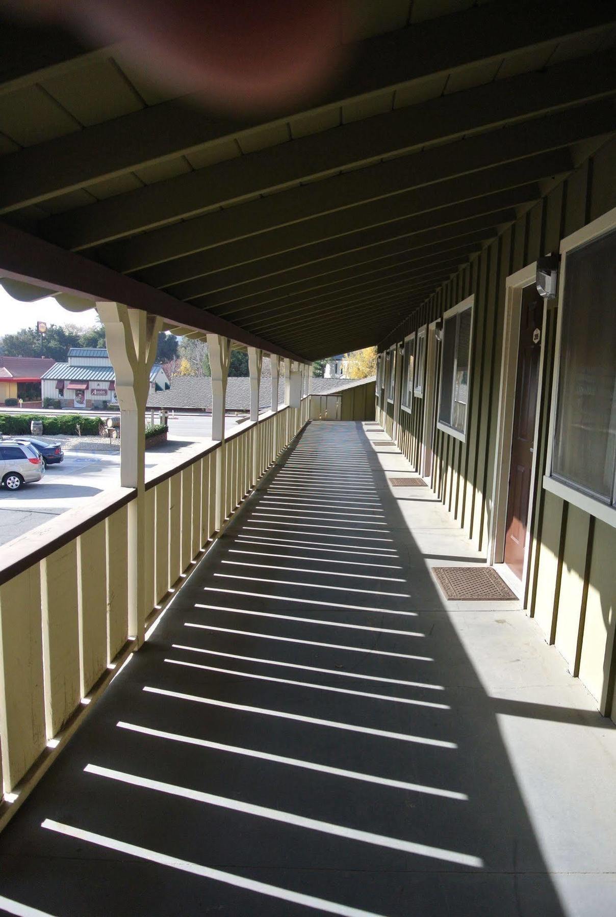 Vino Inn & Suites Atascadero Εξωτερικό φωτογραφία