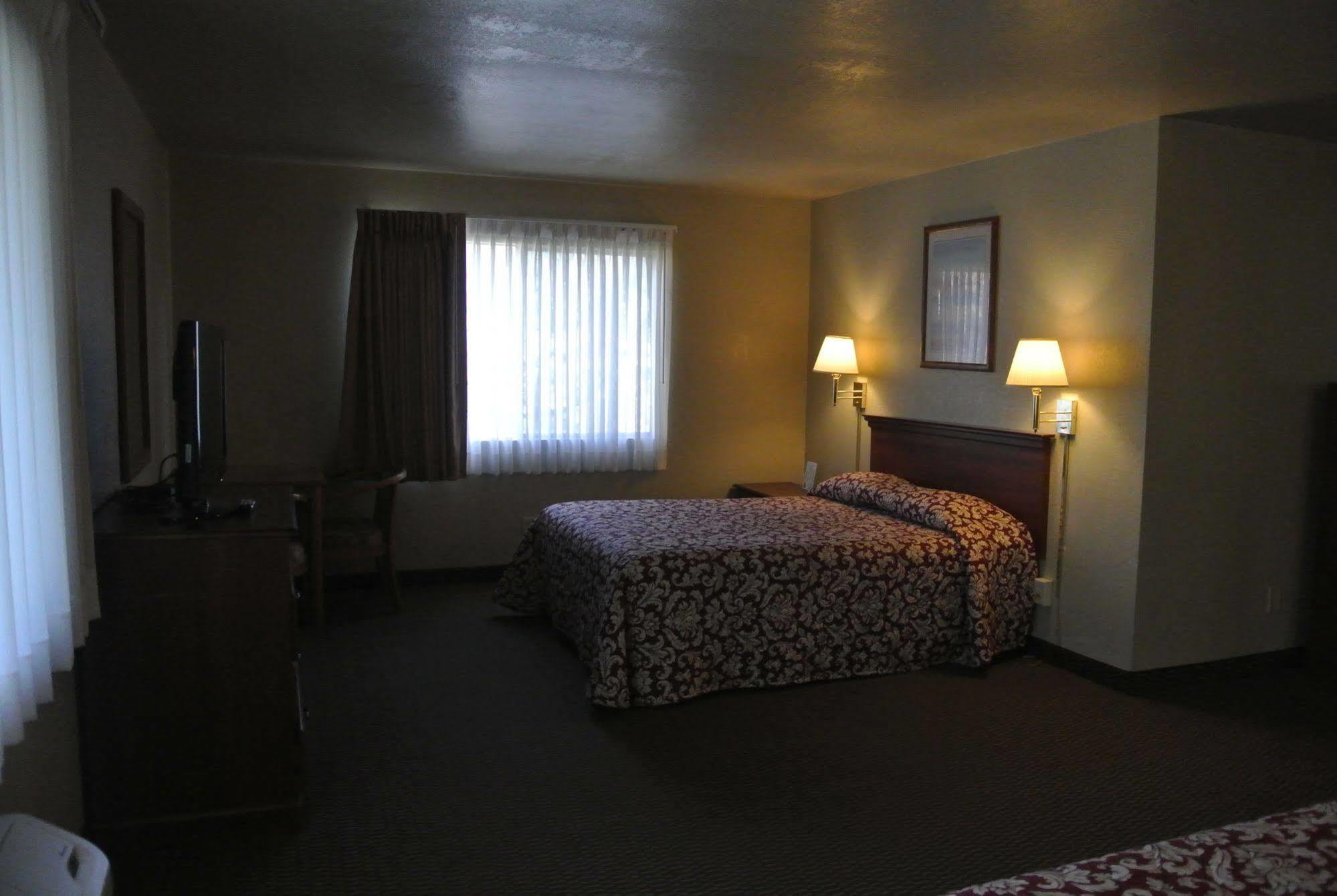 Vino Inn & Suites Atascadero Εξωτερικό φωτογραφία
